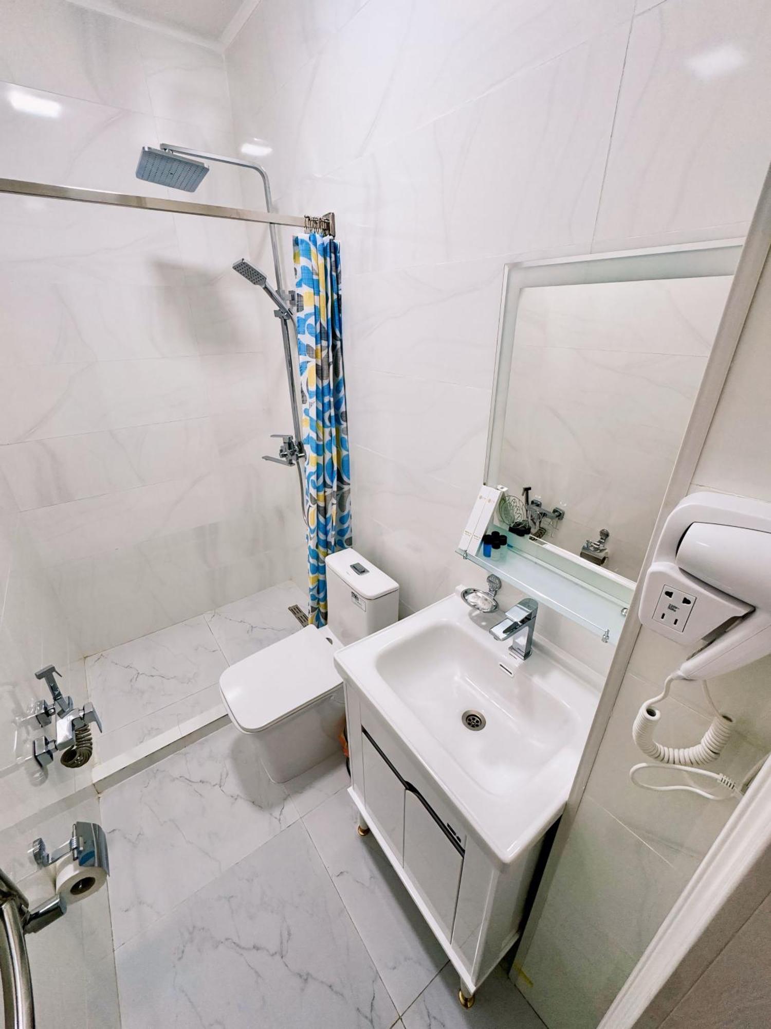 Ideal Hotel นูกุส ภายนอก รูปภาพ