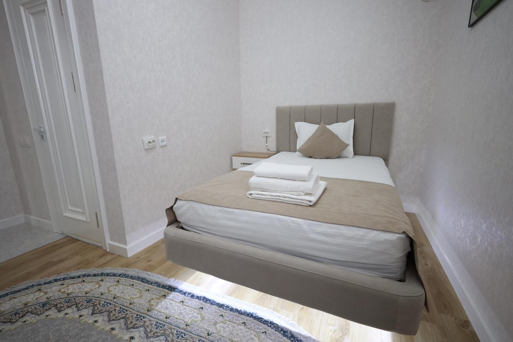 Ideal Hotel นูกุส ภายนอก รูปภาพ